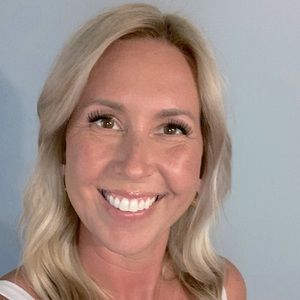 Meet your Posher, Jenny